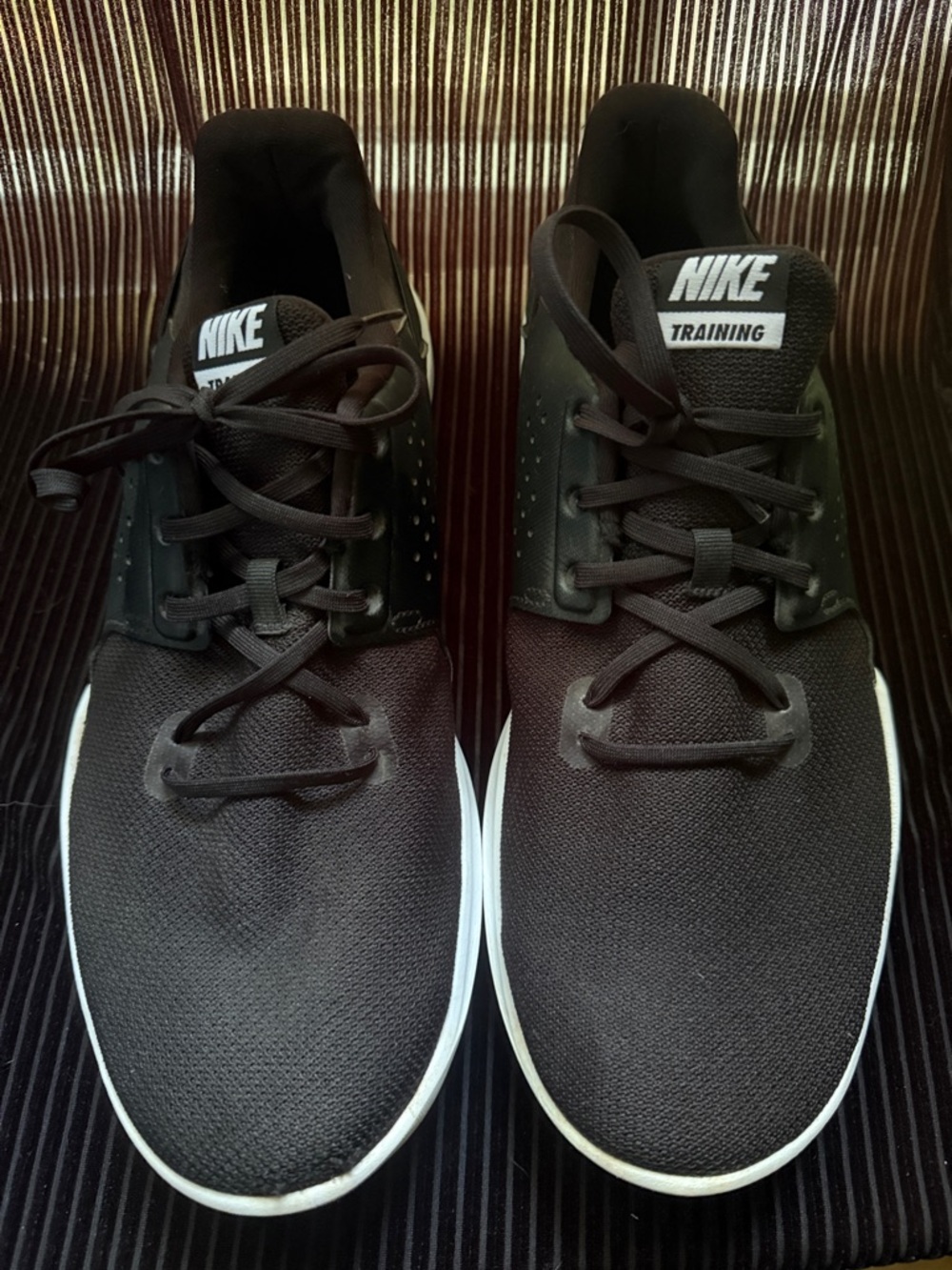Nike Men's Black Athletic Training Sneakers with White Sole